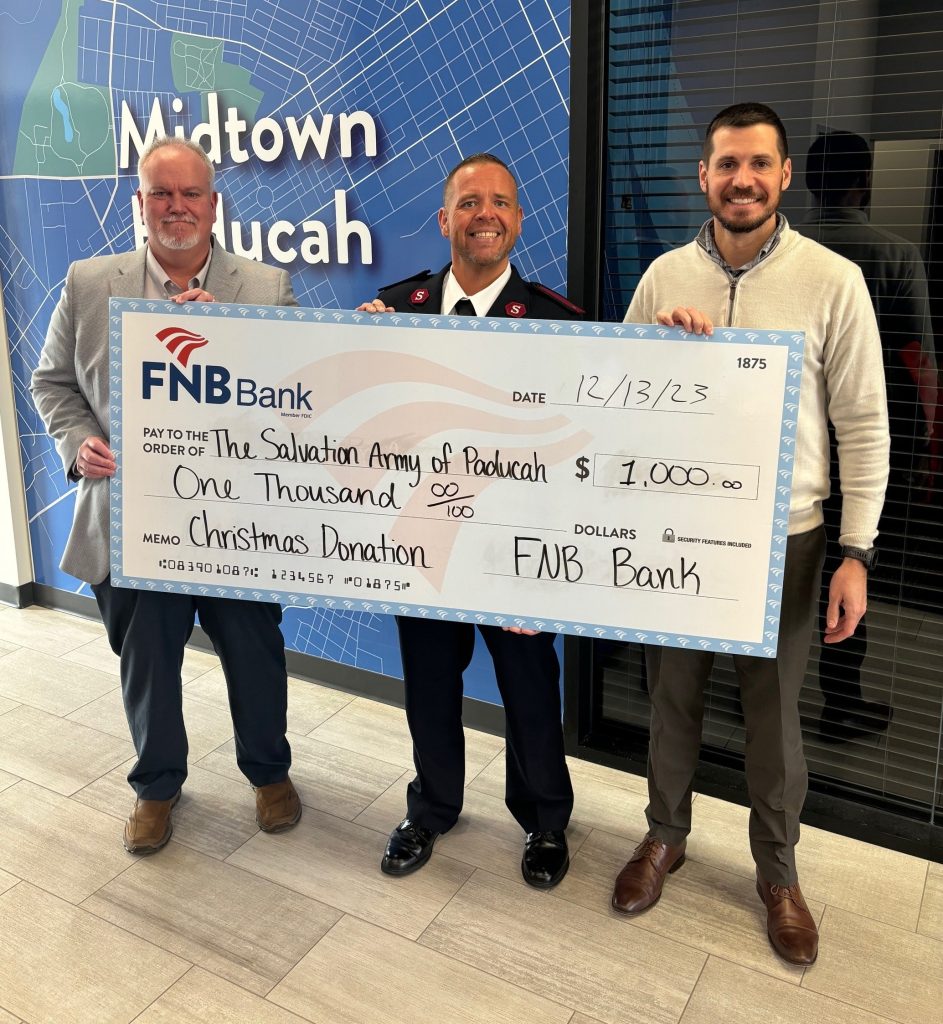 FNB Makes $1,000 Christmas Donation to Salvation Army in Paducah - McCracken County